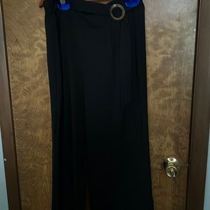 Apt 9 lightweight faux belted dress pant. Size L